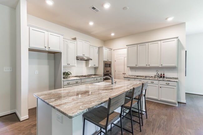 8884 Emily Jane Place, Quinton, VA 23141 - photo 3