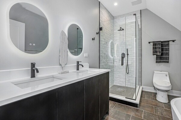 3330 S Indiana Ave unit 2S, Chicago, IL 60616 - photo 4