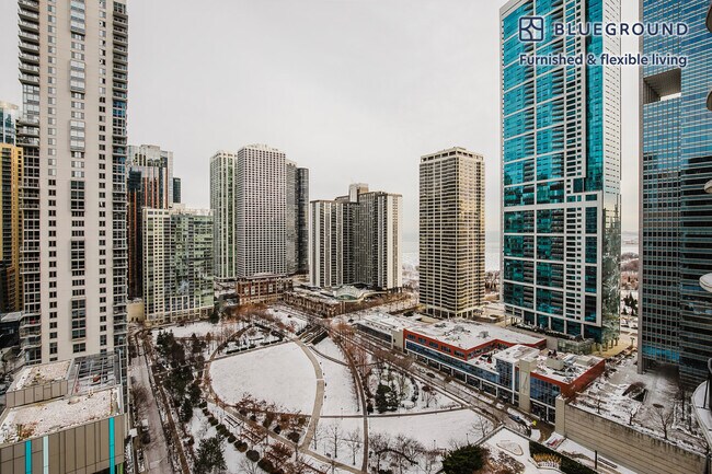 225 N Columbus Dr unit FL19-ID1199, Chicago, IL 60601 - photo 6