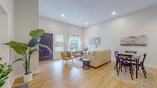 State and Clinton, Schenectady, NY 12305 - photo 2