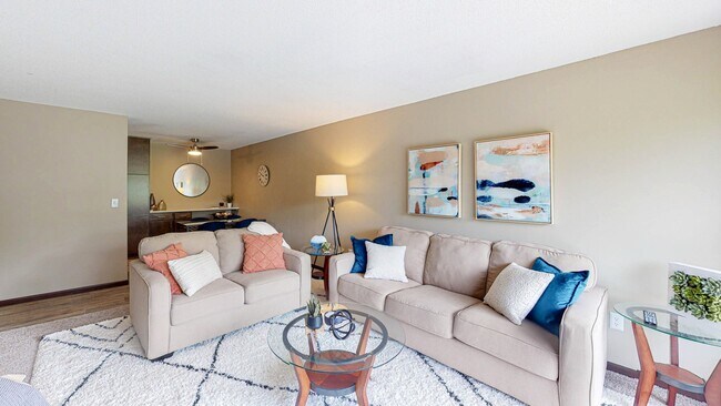 Shoreview Grand, Shoreview, MN 55126 - photo 6