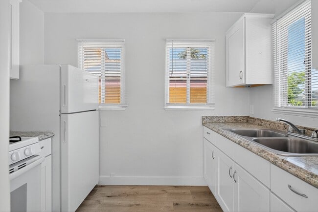 2652 E 15th St unit 2652-01, Long Beach, CA 90804 - photo 4