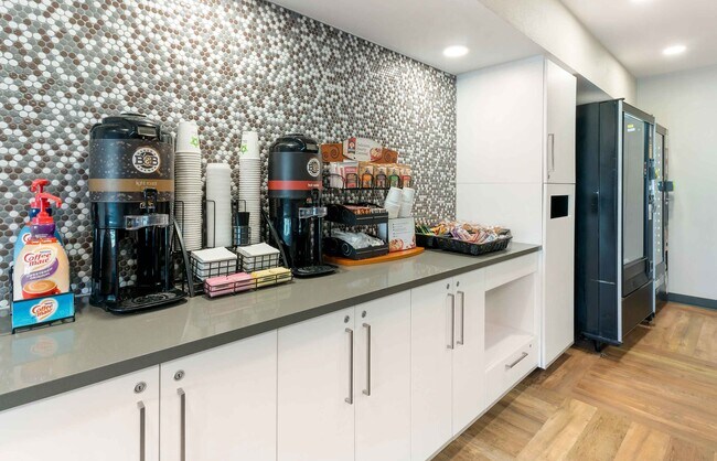 330 Cypress Dr, Milpitas, CA 95035 - photo 7