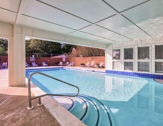 1 Gatsby Dr, Montgomery, AL 36106