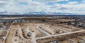 2124 2475, Clinton, UT 84015