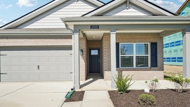 6918 Heritage Pass N, Greenfield, IN 46140 - photo 2