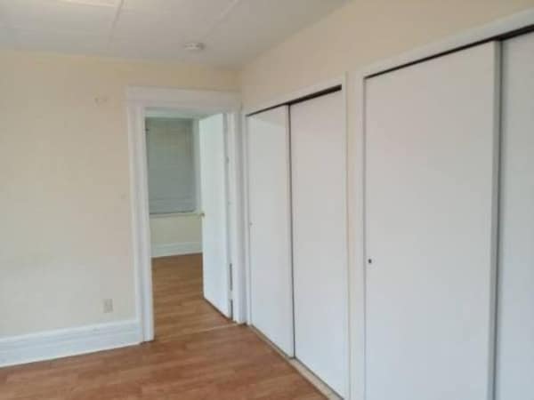 645 Ferry St unit iron, Newark, NJ 07105 - photo 4