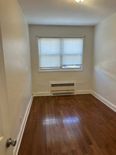 53 Terhune Ave unit 1, Jersey City, NJ 07305 - photo 5
