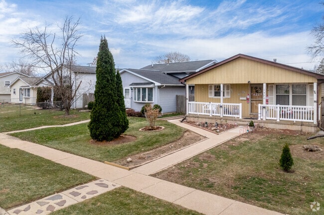 Kendron Park is far enough away to provide seclusion but just five miles from Lake Michigan.