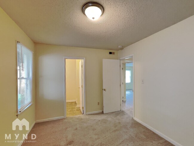 109 Bashford Rd unit D, Raleigh, NC 27606 - photo 7