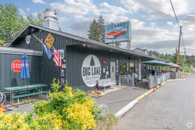 For a culinary experience, head to Big Lake Bar and Grill near Lake McMurray.