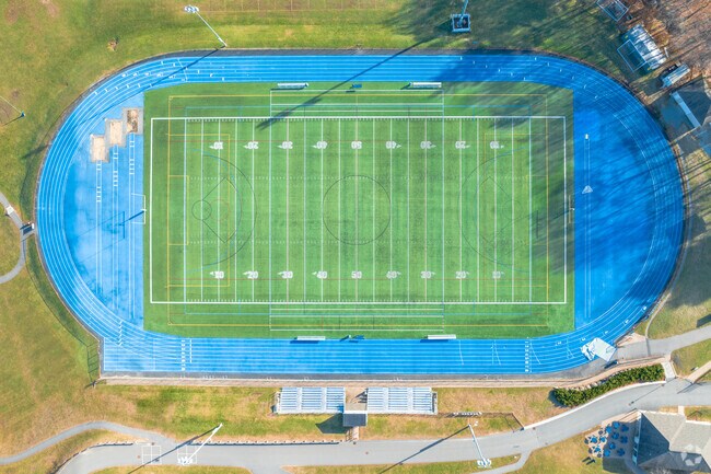 Lunenburg Middle School is great school students to receive a great eduction.