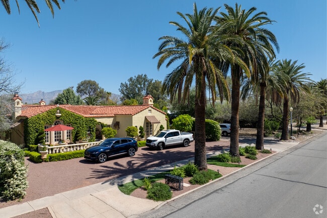 Sam Hughes is known for it's palm tree lined sidewalks by the UA Campus.