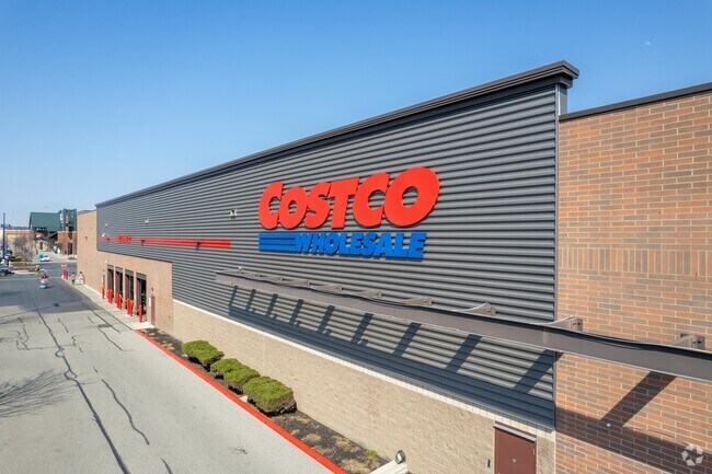 Members-only warehouse selling a huge variety of items including bulk groceries, electronics & more.