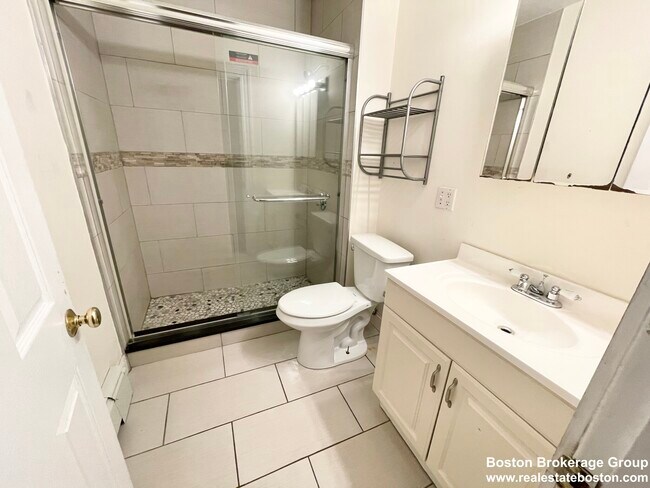 72 Calumet St unit 2, Roxbury Crossing, MA 02120 - photo 3