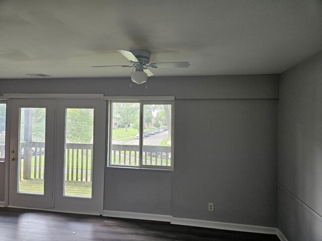 Lakeside Villas, Columbus, OH 43229 - photo 4