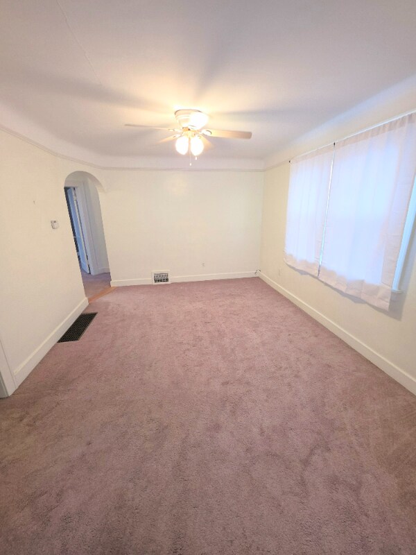 2337 Burnside Ave unit 2337 Burnside Upper, Oregon, OH 43616 - photo 5