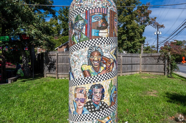 Colorful mosaic mural brightens Flower Park in Silver Spring Park.