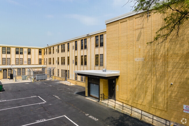 Goodwin Elementary School is the home of the Gators.