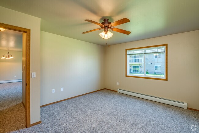 Elm Grove Apartments, Little Chute, WI 54140 - photo 7