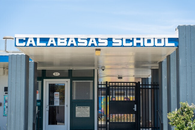 At Calabasas Elementary School, innovative teaching sparks student curiosity.
