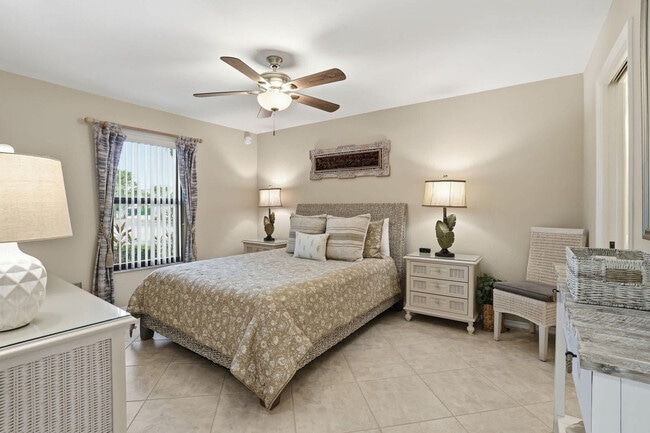 600 Neapolitan Way unit FL1-ID1073549P, Naples, FL 34103 - photo 7