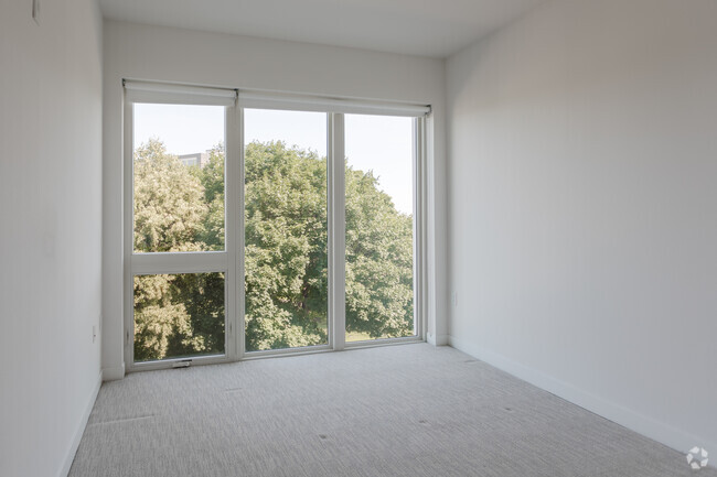 1BR, 1Ba - 728SF