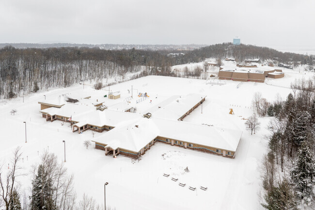 An excellent education starts at Superior Hills Elementary School.