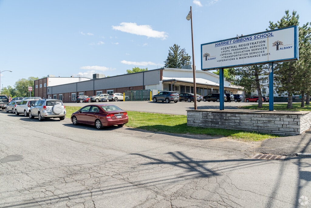 Harriet Gibbons School is in the north end of West Hill
