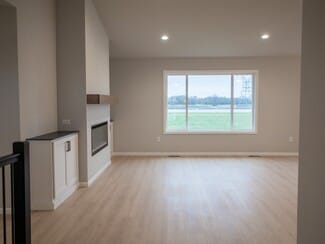 6722 14th St S, Fargo, ND 58104