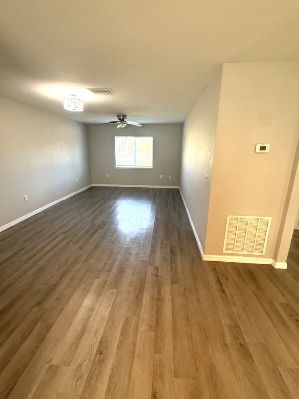 1935 Ave O SW unit 107, Winter Haven, FL 33880 - photo 2