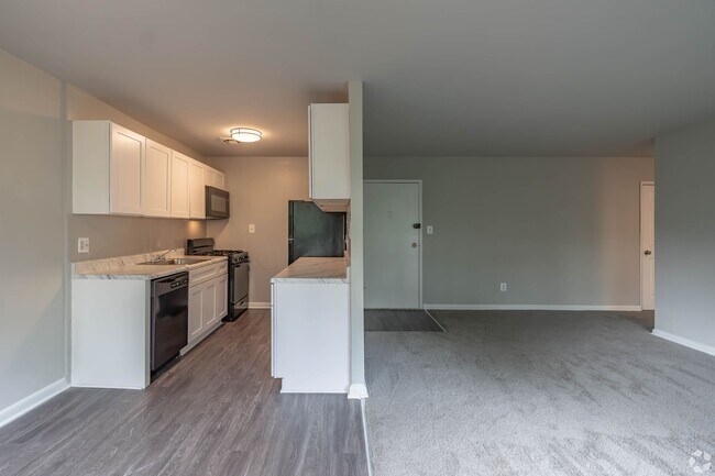 The Swift and The Current Apartments, Riverdale, MD 20737 - photo 5