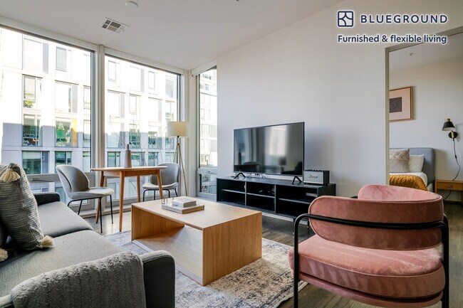 2 Leighton St unit FL4-ID1297, Cambridge, MA 02141 - photo 3