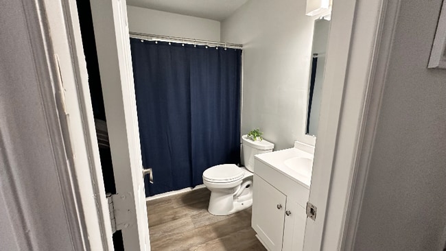 2560 Ladeara Crest Ln unit 1833, Winston-Salem, NC 27105 - photo 5