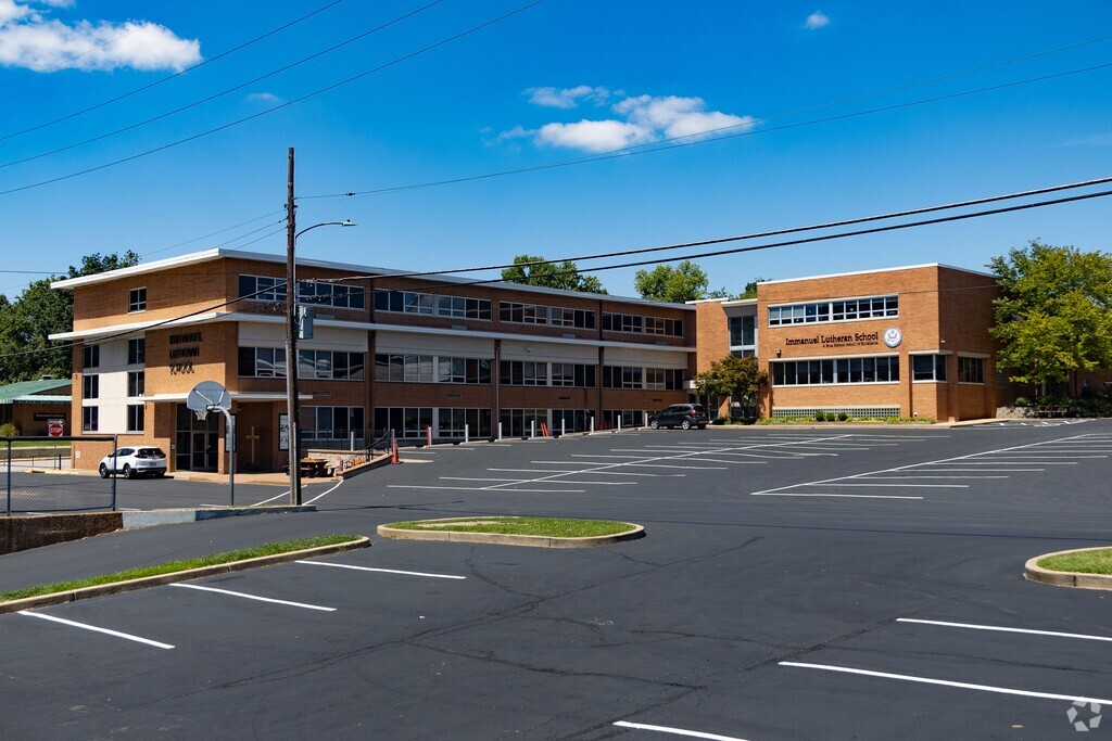 A wide shot for Immanuel Lutheran School.