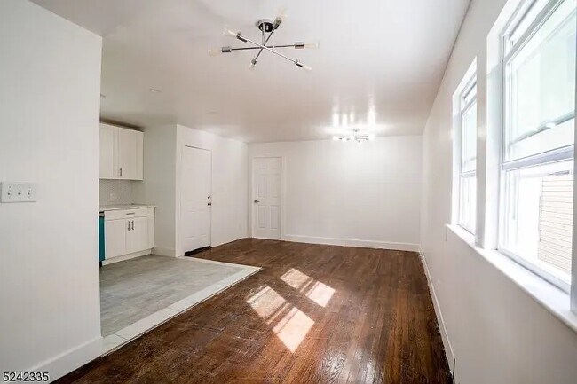 83 Sheridan St unit 2, Irvington, NJ 07111 - photo 3