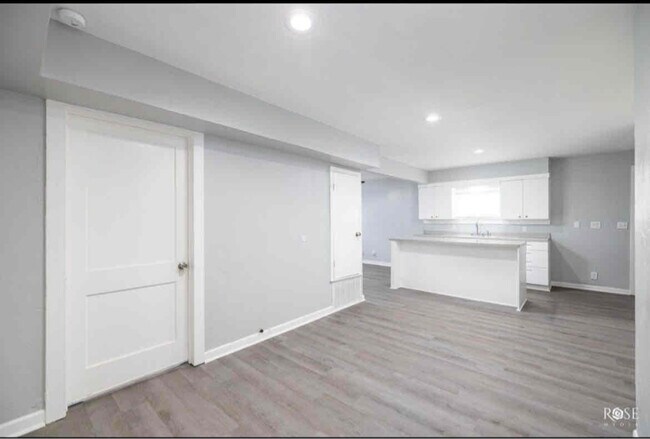 912 N Monroe St unit 912 N Monroe St. Uni, San Angelo, TX 76901 - photo 3