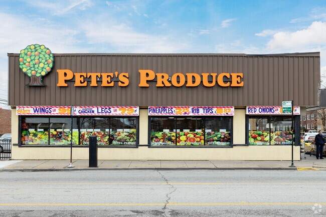 Residents get affordable produce at Petes's Produce.