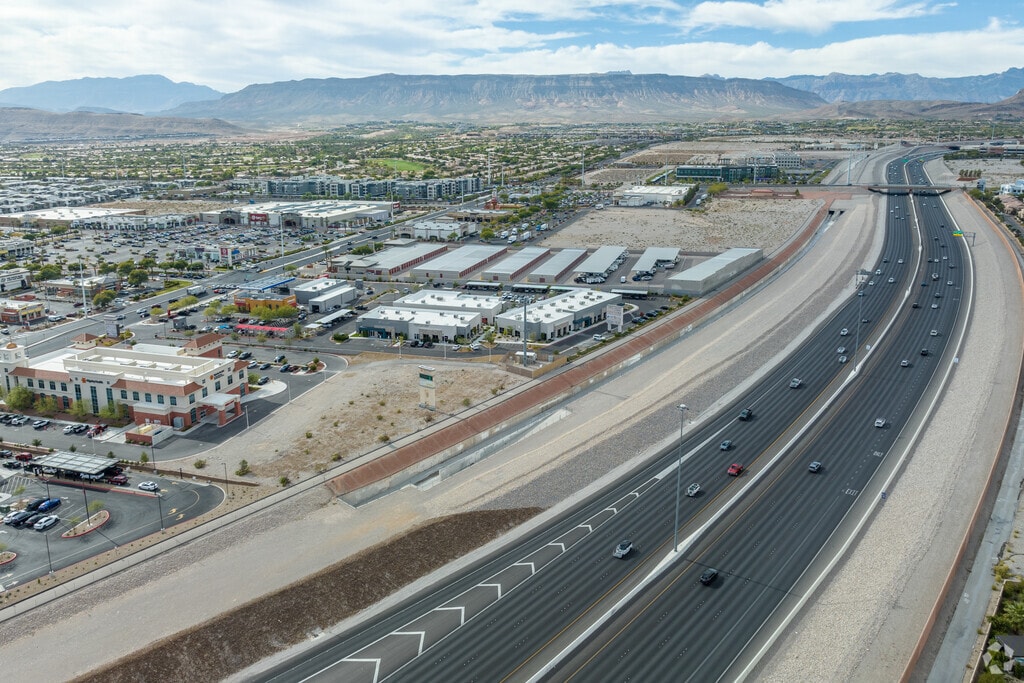 Rancho Viejo is situated next to the 215 Beltway for the convenience of residents.