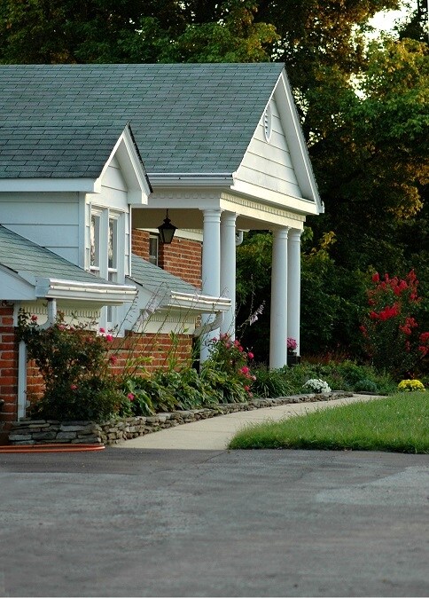 Honderich Bloomfield