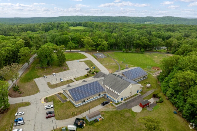 Union Elementary School in Union, CT serves about 60 students in grades Kindergarten through 8th.