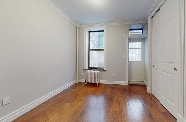 212 E 25th St unit 3, New York, NY 10010 - photo 4