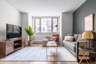 670 N May St Unit FL7-ID1355, Chicago, IL 60642