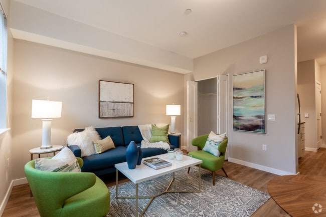 Studio, 1BA - 367 SF