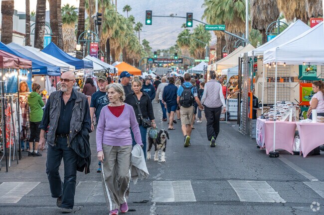 VillageFest near Gene Autry transforms downtown Palm Springs into a bustling open-air market every Thursday.