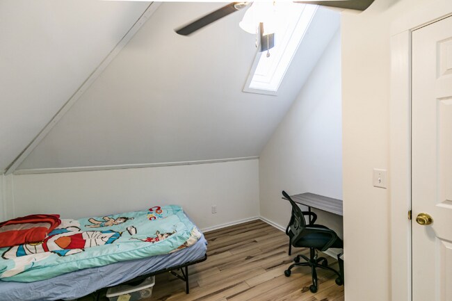 1108 Madison St unit 2L, Syracuse, NY 13210 - photo 4