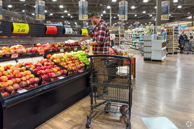 Locals can pick up groceries at the Super One Foods just north of Riverside.