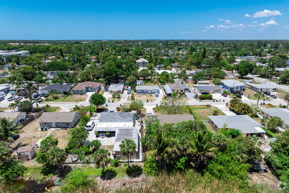 NaplesManor_1031393_LC_091525_v2