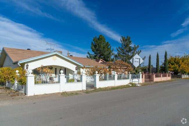Tornillo's architectural dominance in classic ranch style homes.