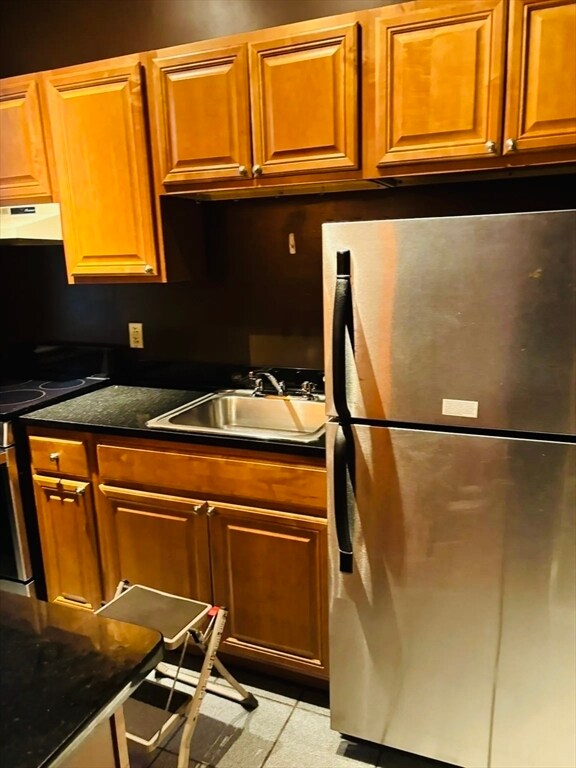 137 Peterborough St unit 2, Boston, MA 02215 - photo 1